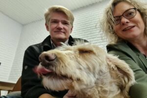 Servicehund Bine, Karin B Nissen og Holger Kropp